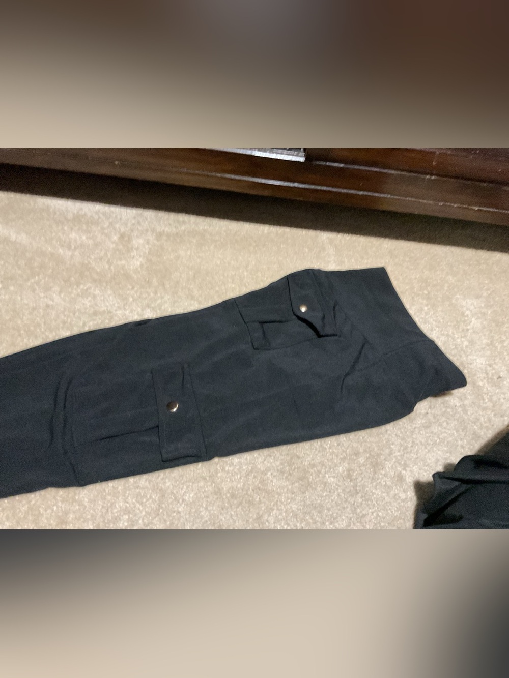 Pocketed Leggings Sz small - Picture 7 of 8